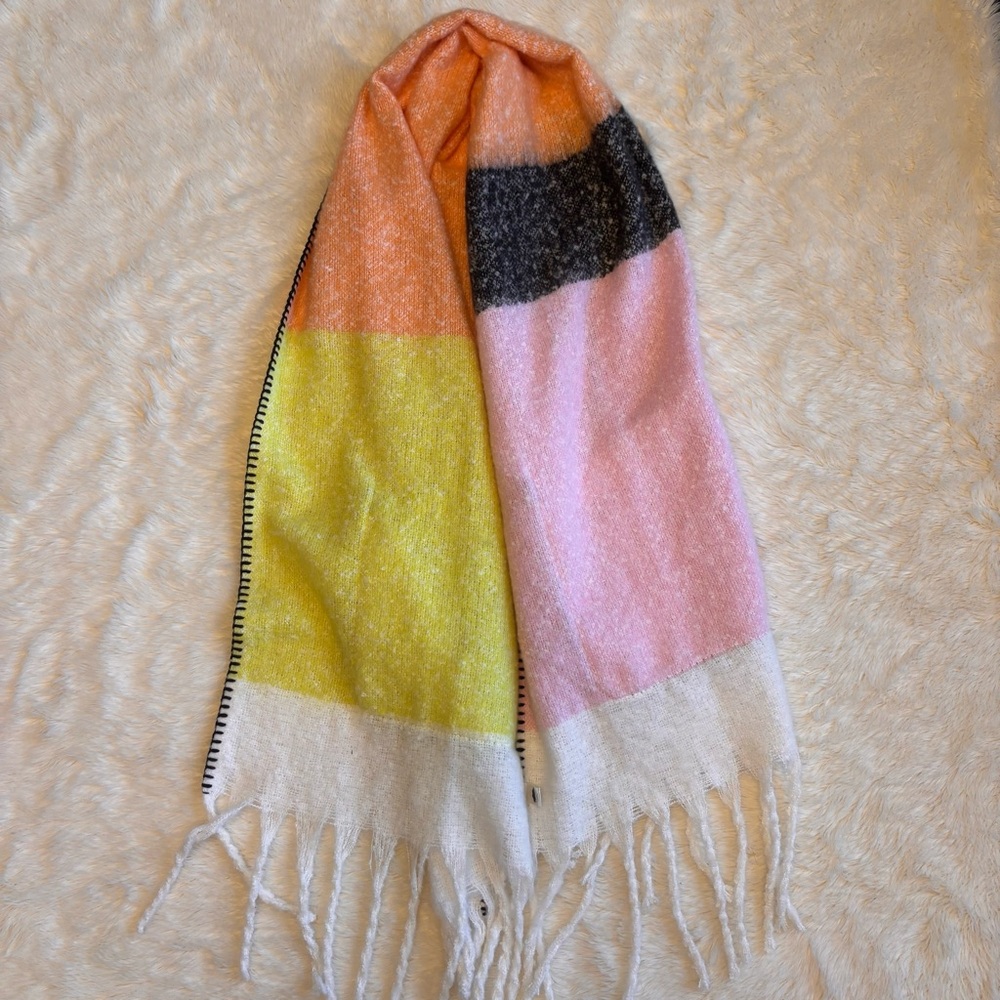 Colorblock Pocket Fringe Scarf - Pink, Orange, Yellow - Picture 5 of 6